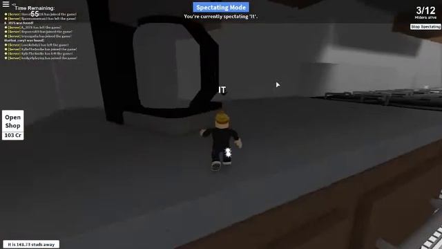 FLYING HIGH/ Roblox :Hide and seek extreme