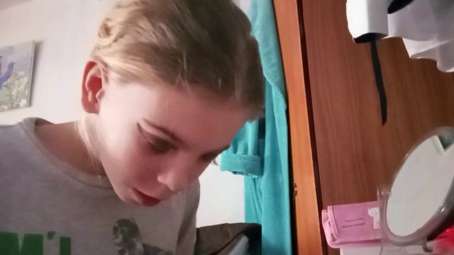 извиняюсь что так долго не выкладывала видео😅