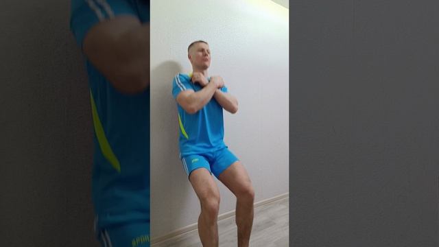 приседания, если болит спина