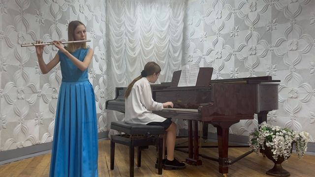 "Розовый ослик" И. Шильцева. Исполняют Елизавета Быстрова (флейта), Анастасия Аганина (фортепиано)