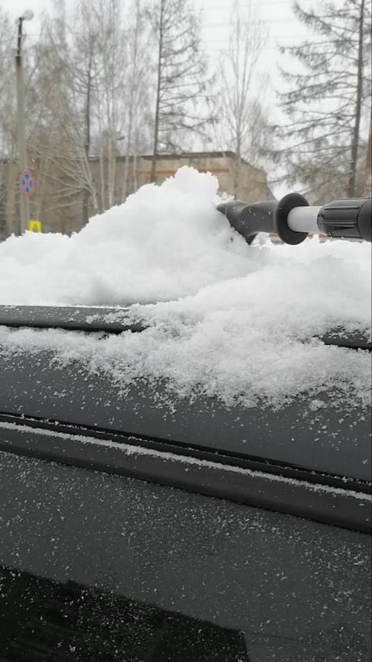 Погода шутит! Средний Урал засыпало снегом!