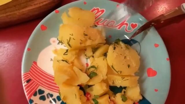 3  способа как можно приготовить картофель в мундире! Вкусно и быстро!