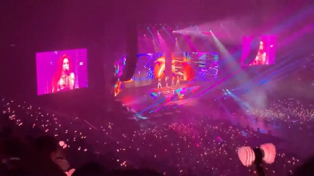 Blackpink @ The Forum: KISS n Make up