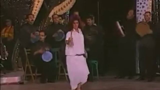 وصلة رقص مع الفنانة فيفي عبدة