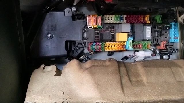 Mercedes Benz Gla220 fuse location and charger or lighter fuse box . thanks
