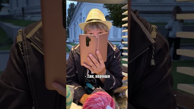 ПОРВАЛА ПОРТРЕТ И ПОЖЕЛАЛА СМЕРТИ   Женщине не понравился рисунок