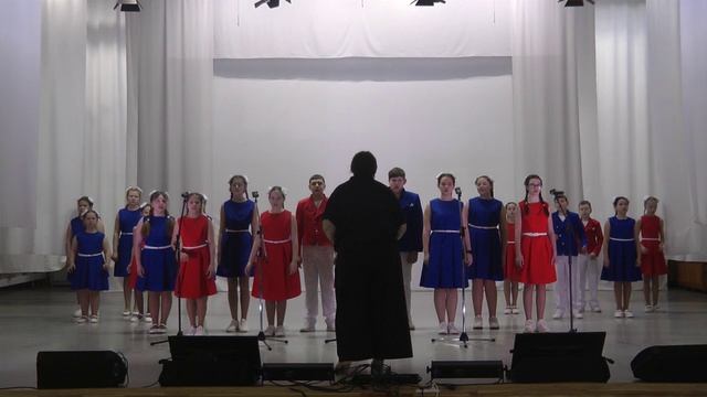 "Ласточка"  муз. Е.Крылатов, сл.И.Шаферан  (а капелла)