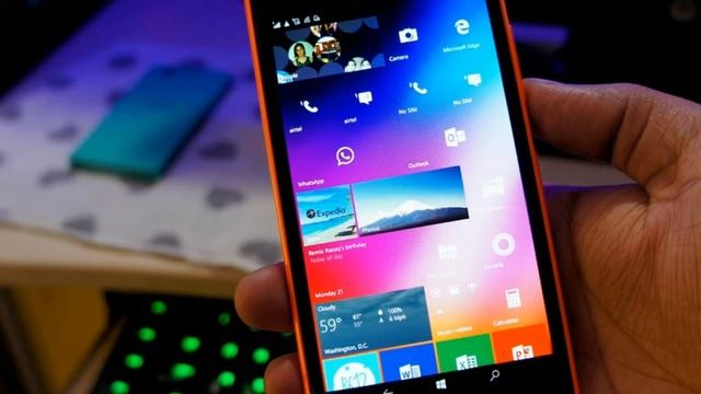 NOKIA LUMIA 735 - TECHNO UPDATE