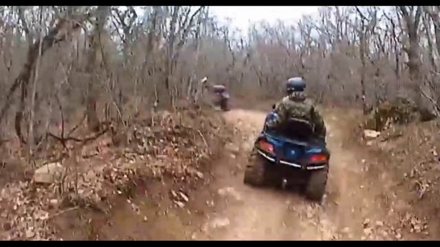 Едем на квадроциклах в Крыму к военной заброшке