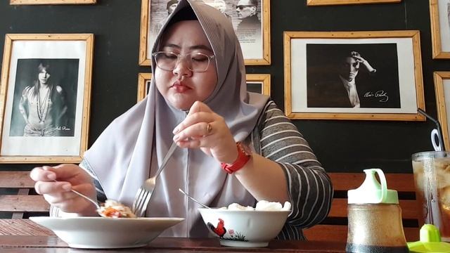 SARAPAN BUBUR & NASI LIWET DEPUHAN SALSA || PANGKALANBUN