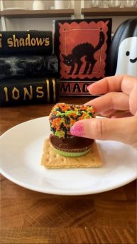 Monster Mash S’mores 👻 VLOGTOBER Day 2 #shorts #smores #easyrecipe #vlogtober