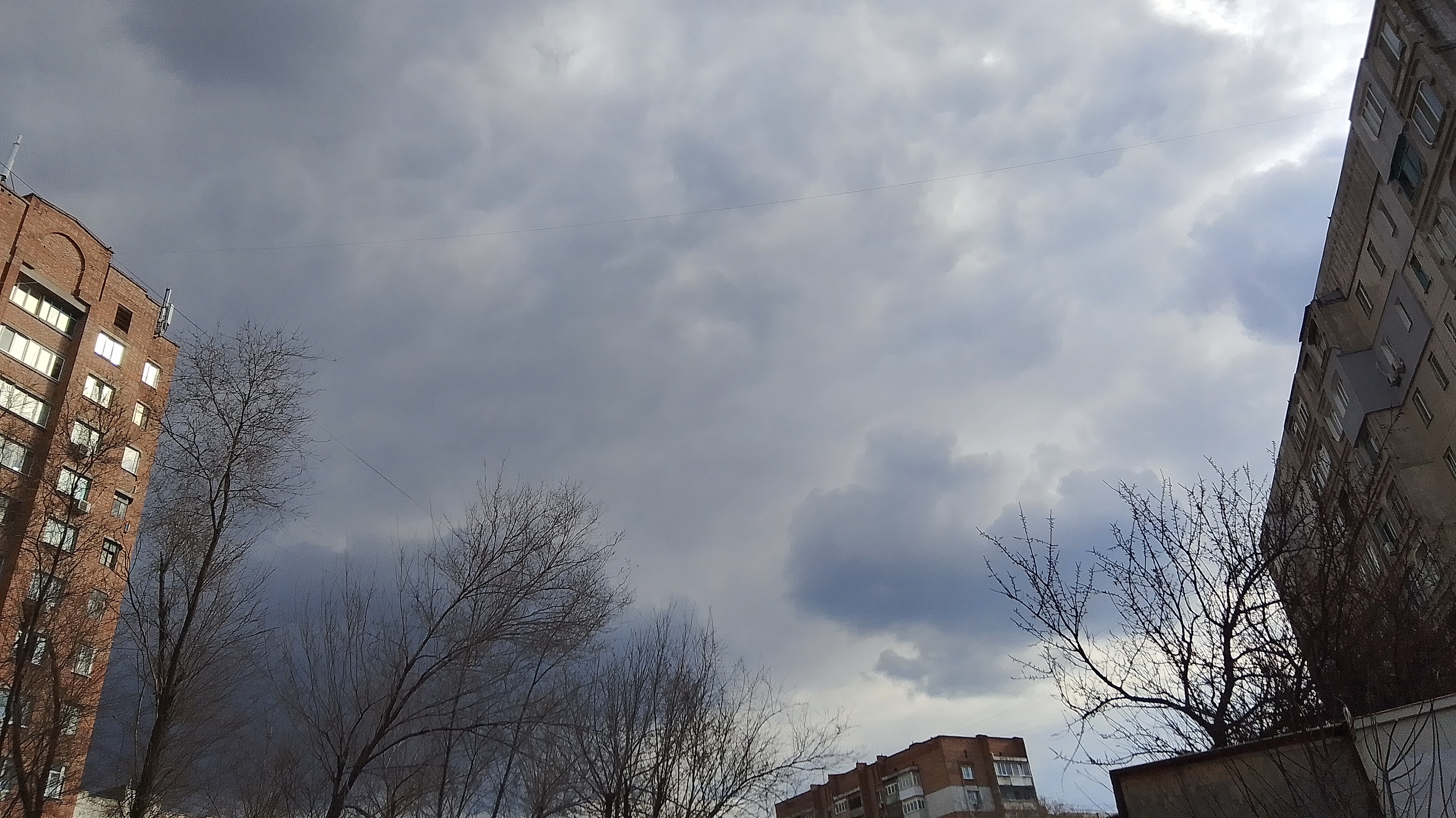 Погода 🌡️ в Луганске 23.03.25