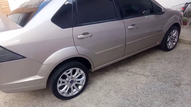 COLOQUEI RODAS ARO"16" NO FIESTA 😍