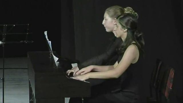 Brahms - Hungarian Dance no. 5 - Piano duet
