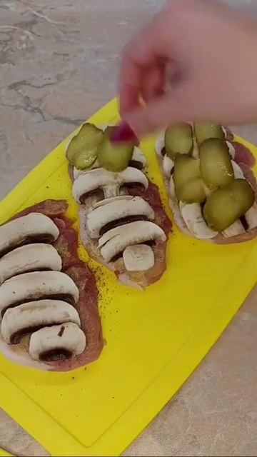 СВИНИНА ПОД ШУБОЙ😋