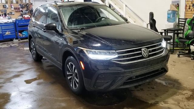 2022 Volkswagen Tiguan that we installed a 1 way Compustar G15 remote start system into. #Dasauto.