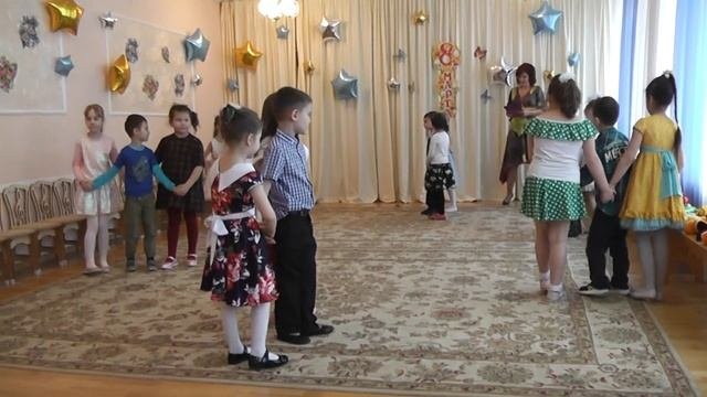 Женский день в подготовительной группе  - 2 часть