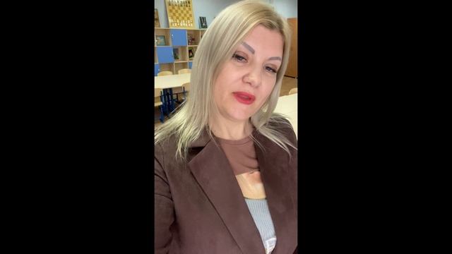 Похолодало . Косметика. Покупки. Маникюр .Работа. Дети.