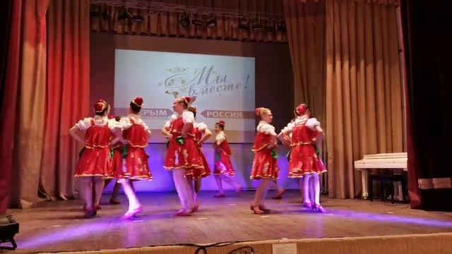 "Казачий танец" Ансамбль "Каприз", преподаватель  Торочкова С.В.