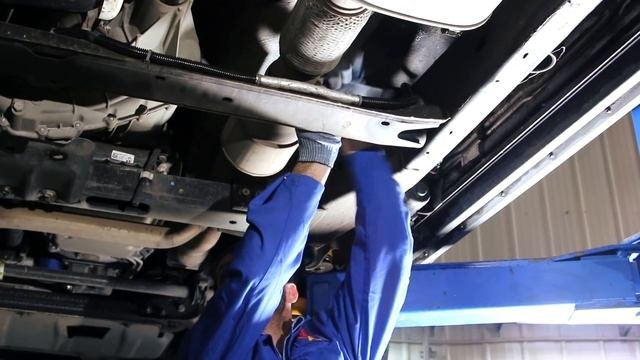 Тюнинг выхлопа Chevrolet Tahoe 4gen Ставим BORLA СATBACK