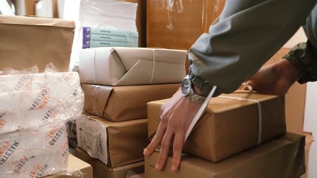 Учебники для детей с особенностями здоровья готовятся к отправке