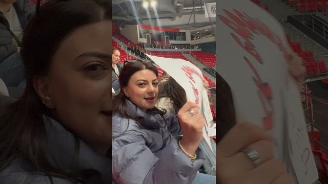 Сходил на жокей к маленьким тиграм