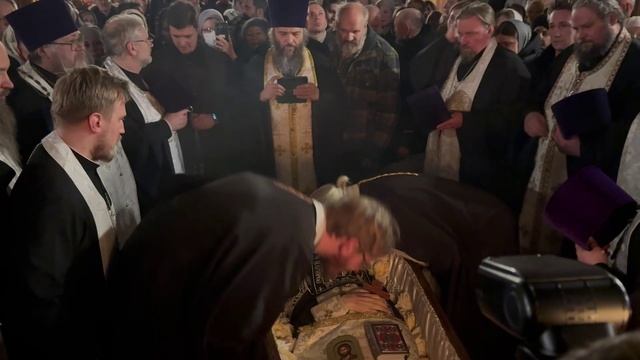 Прощание орловчан с отцом Илием (Ноздриным) в Оптиной пустыни