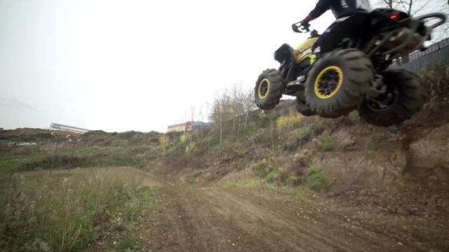 Погрузка квадроцикла в курганский прицеп. Экстремальные кадры покатушек! #курганскиеприцепы