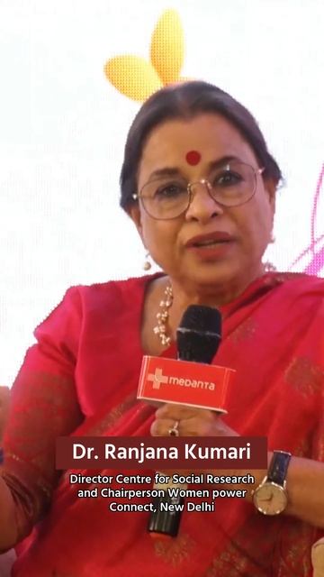 Esteemed panelist Dr.Ranjana Kumari addressed Women's issues,with renowned Anchore Sarika Singh (BB