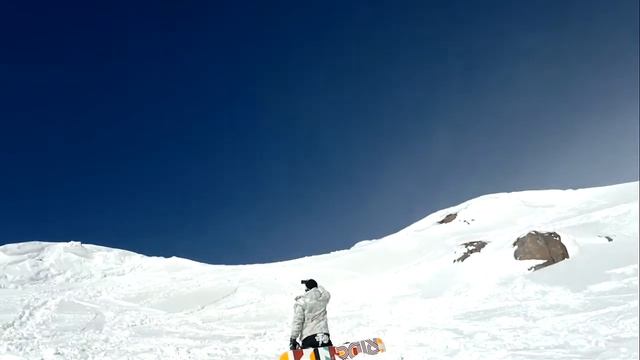 Snowboard crazy jump