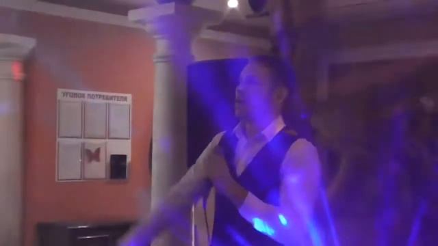 Андрей Апаркин. Кто-то Вас любит.