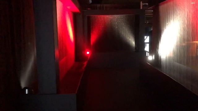 Rain Curtain Entrance - Carolina Herrera