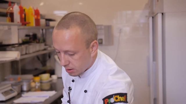 Гощанські традиції: Потапці з салом