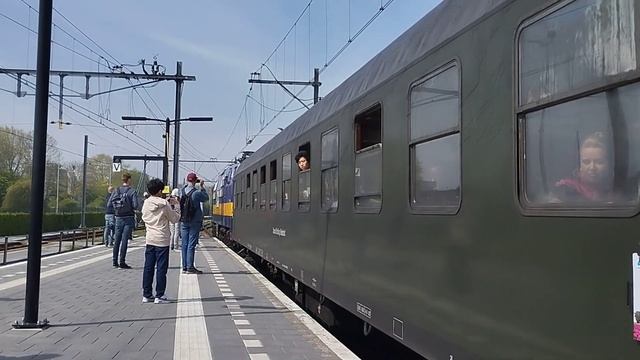 SSN 23 023 + SSN rijtuigen incl Mitropa + RXP 1251 Komt Aan en Vertrekt Richting Rotterdam Centraal