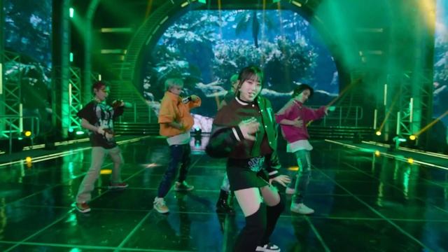 📹 TAEYONG, JENO, HENDERY, YANGYANG, GISELLE 'ZOO' Stage Video →
👤 SMTOWN →

1000027584.mp4