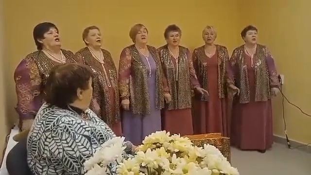 Песня в исполнении ансамбля "Ивушка"