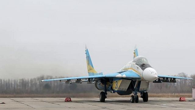 Истребители Украины пытаются спастись от русских на малой высоте - Война на Украине