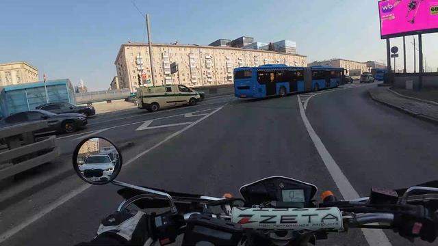 На мотоцикле 10