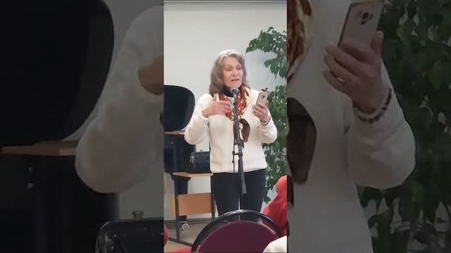 ПРЕКРАСНА ЖЕНЩИНА. К 8 Марта 2025 г. (Два стихотворения в одном видео)