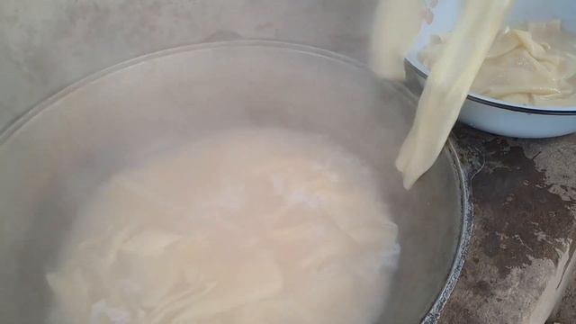 БЕШПАРМАК ДАСТАРХАННЫҢ СӘНІ