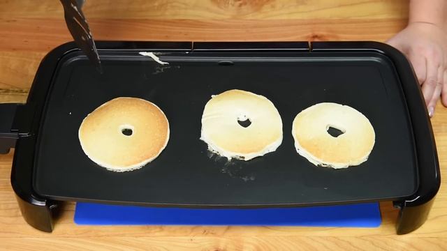 How to make Donut Pancakes (Doughnut Pancakes) from Cookies Cupcakes and Cardio