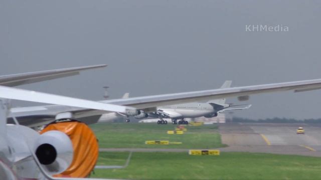 посадка A340-300 Qatar Amiri A7-HHK и Air-X-Charter 9H-BIG