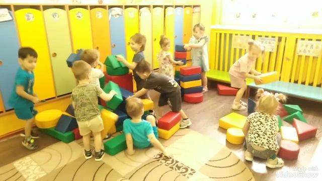 Video_20250325191236009_by_VideoShow.mp4