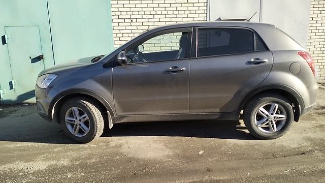 SsangYong Актион. 2012_автомат_полный привод_бензин