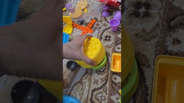 Распаковка набора для лепки.