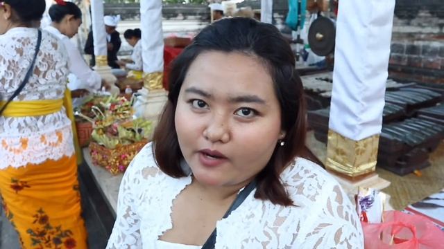 NANGKIL RING PURA LEMPUYANG LUHUR