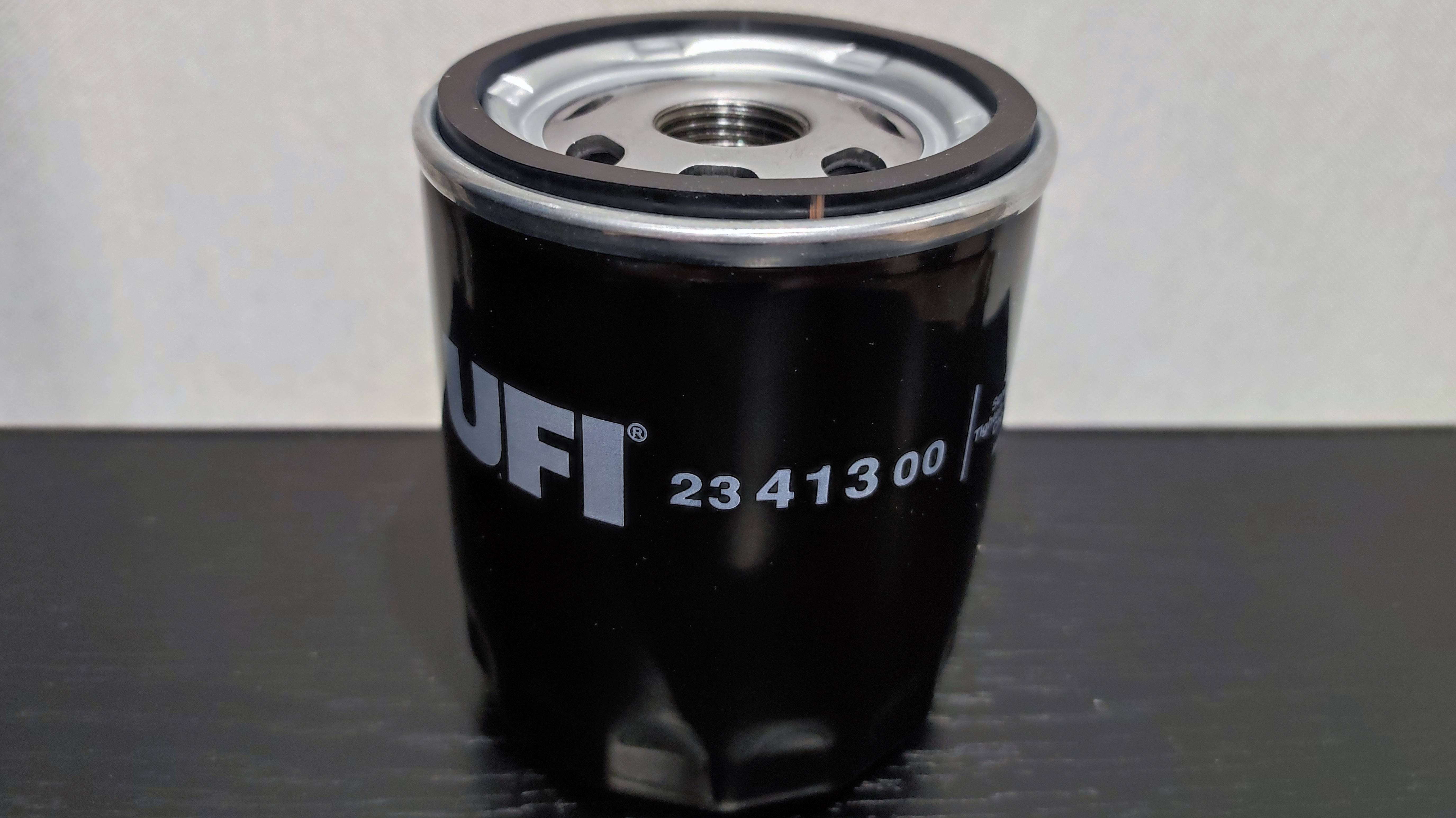 Масляный фильтр UFI 2341300 на Гранту