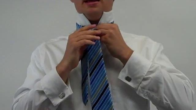 How To Tie A Tie Series: The Cavendish Knot