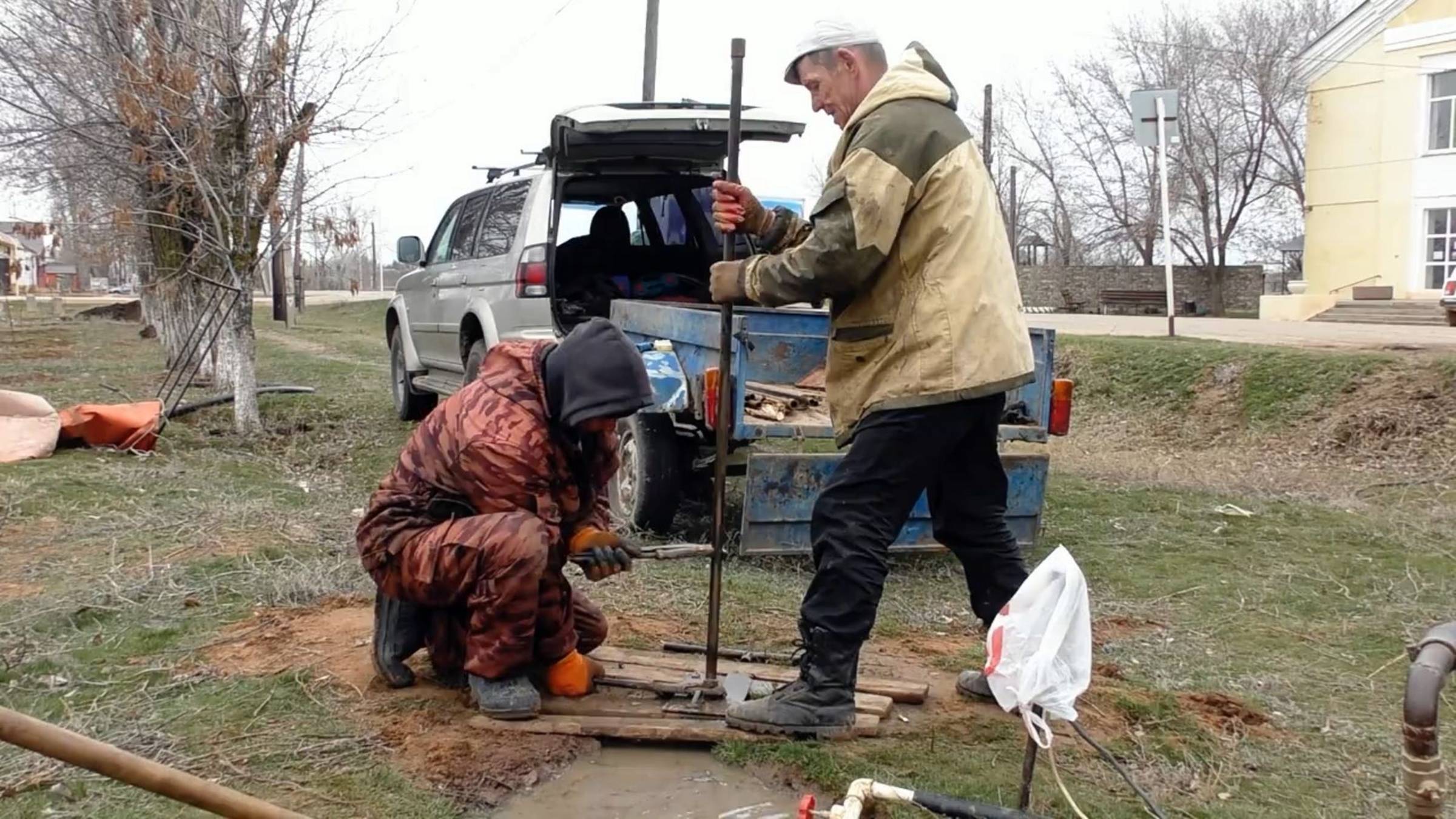 В Приморске продолжается благоустройство территории поселения