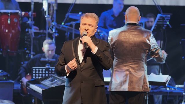 "Как упоительны в России вечера" Александр Добронравов и Брянский городской эстрадный оркестр